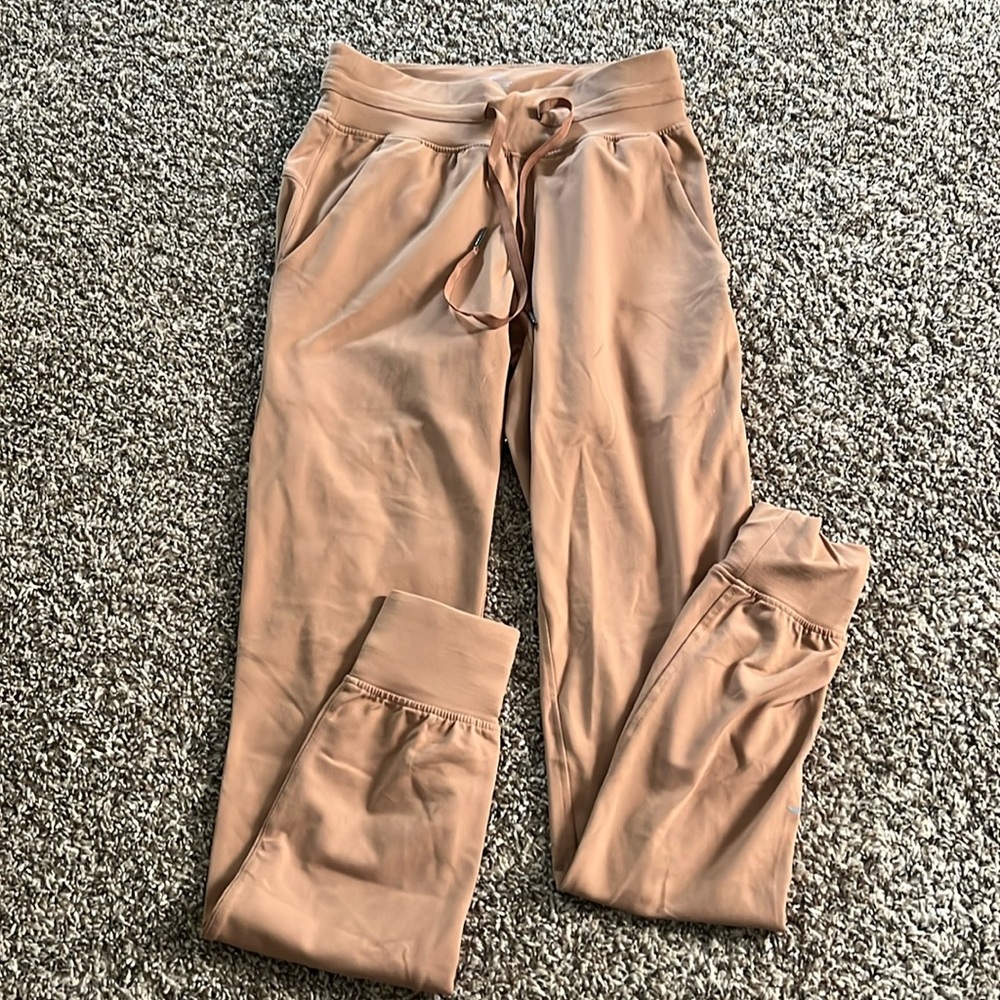 Zyia joggers